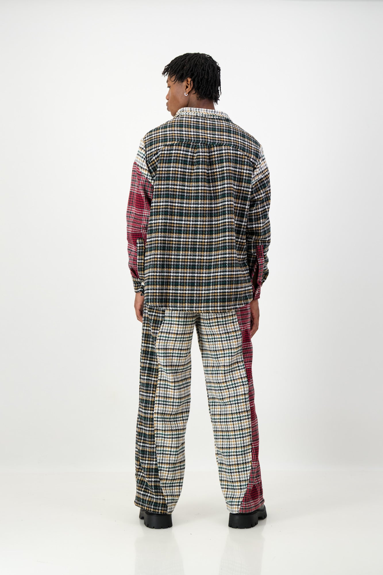 CURVE PANELED PANTS