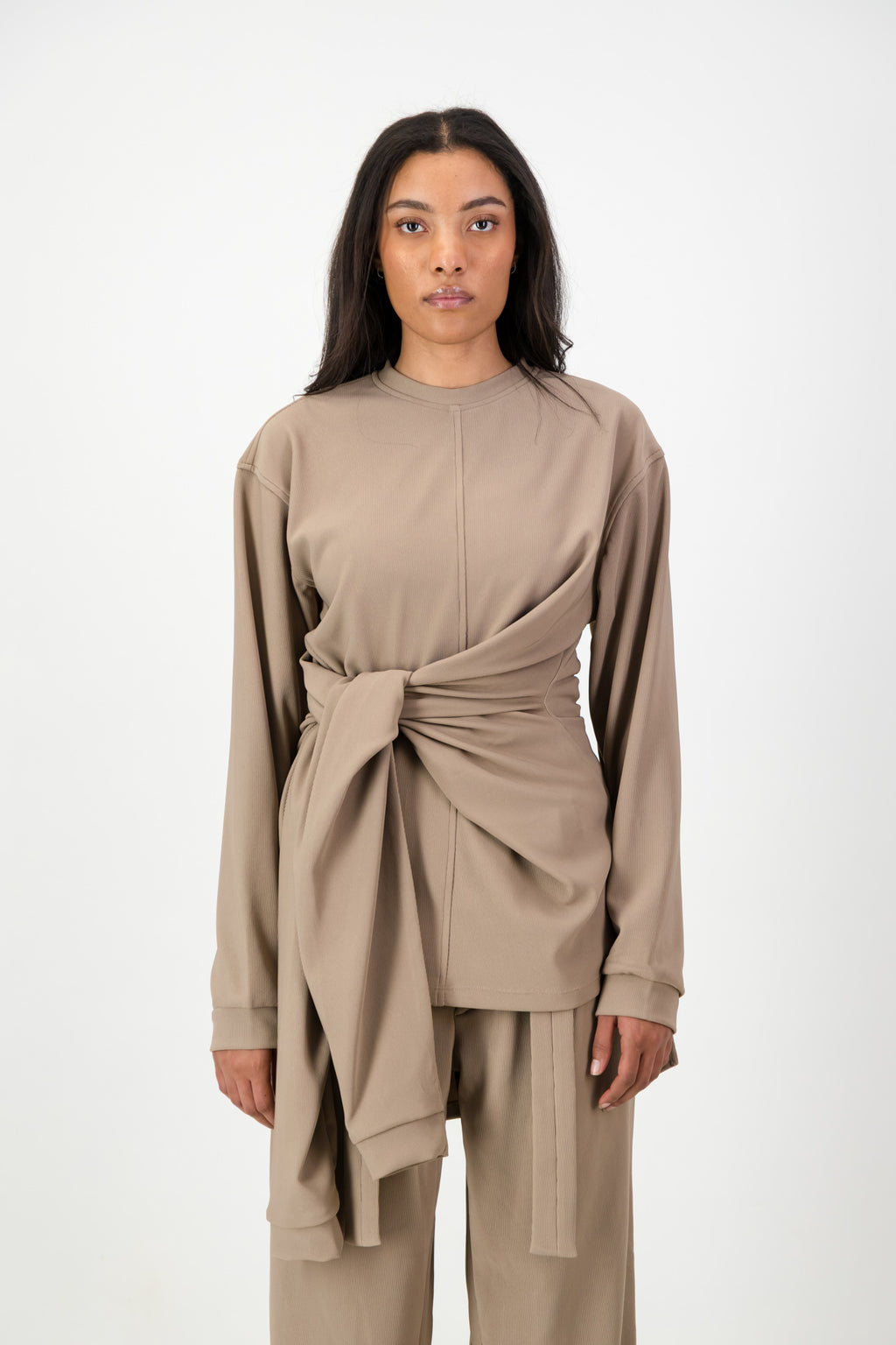KNOTTED LONG SLEEVE T-SHIRT BROWN