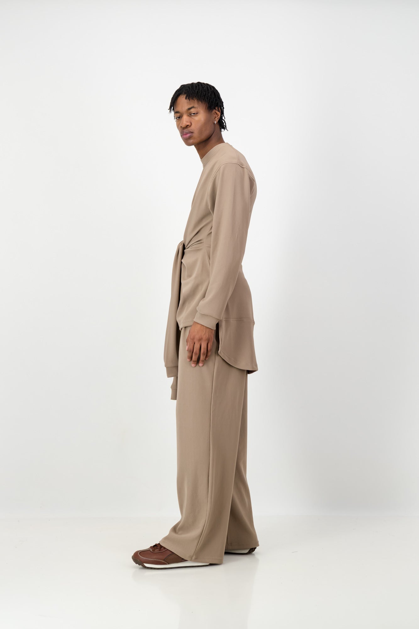 KNOTTED LONG SLEEVE T-SHIRT BROWN