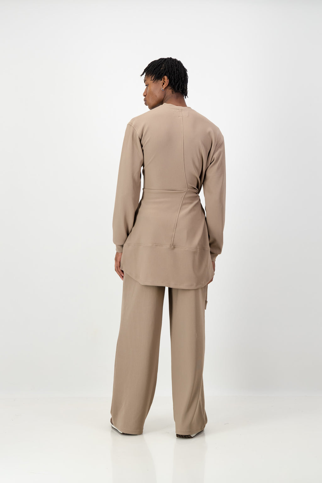 KNOTTED LONG SLEEVE T-SHIRT BROWN