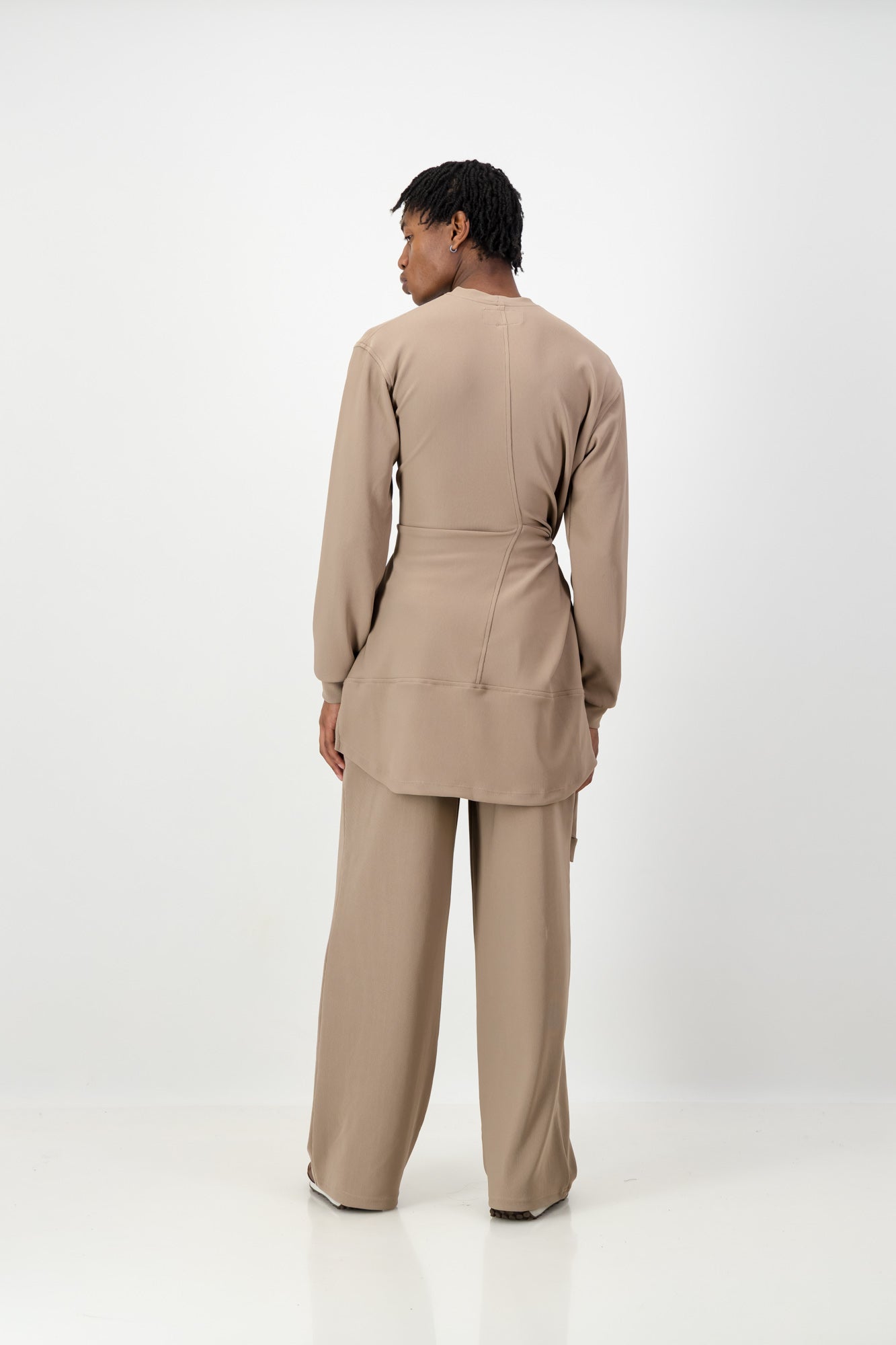 KNOTTED LONG SLEEVE T-SHIRT BROWN