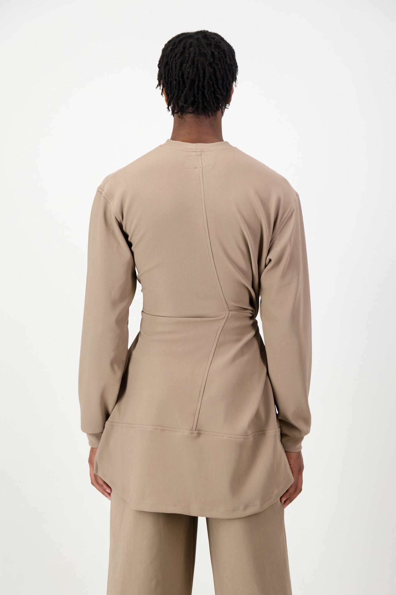 KNOTTED LONG SLEEVE T-SHIRT BROWN