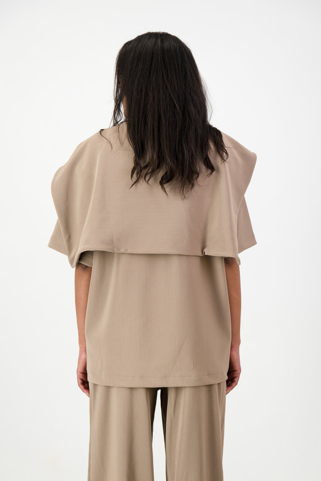 KNOTTED SCARF T-SHIRT BROWN