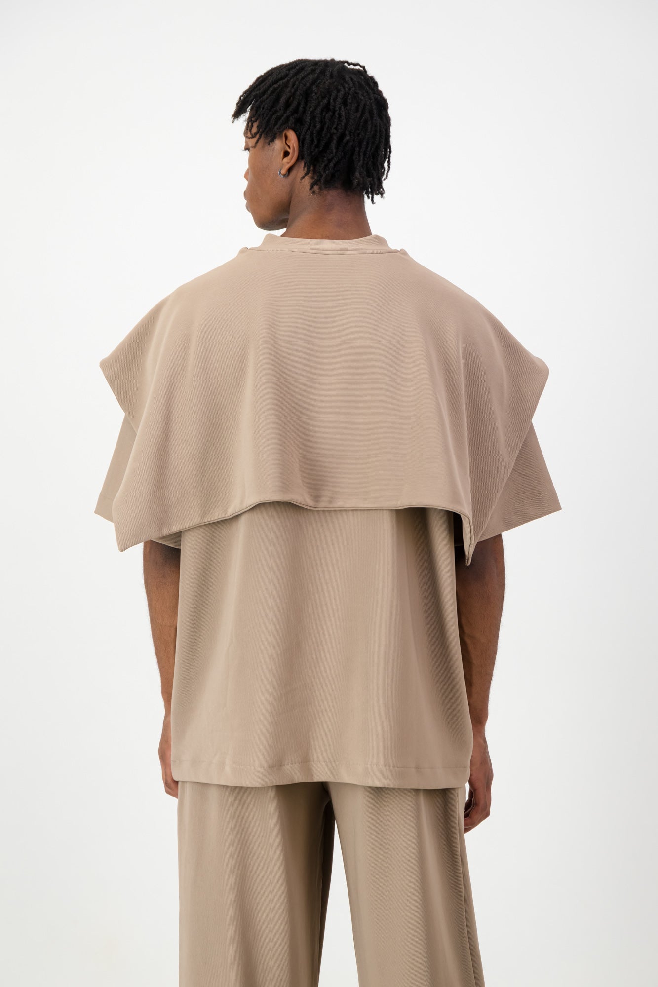 KNOTTED SCARF T-SHIRT BROWN