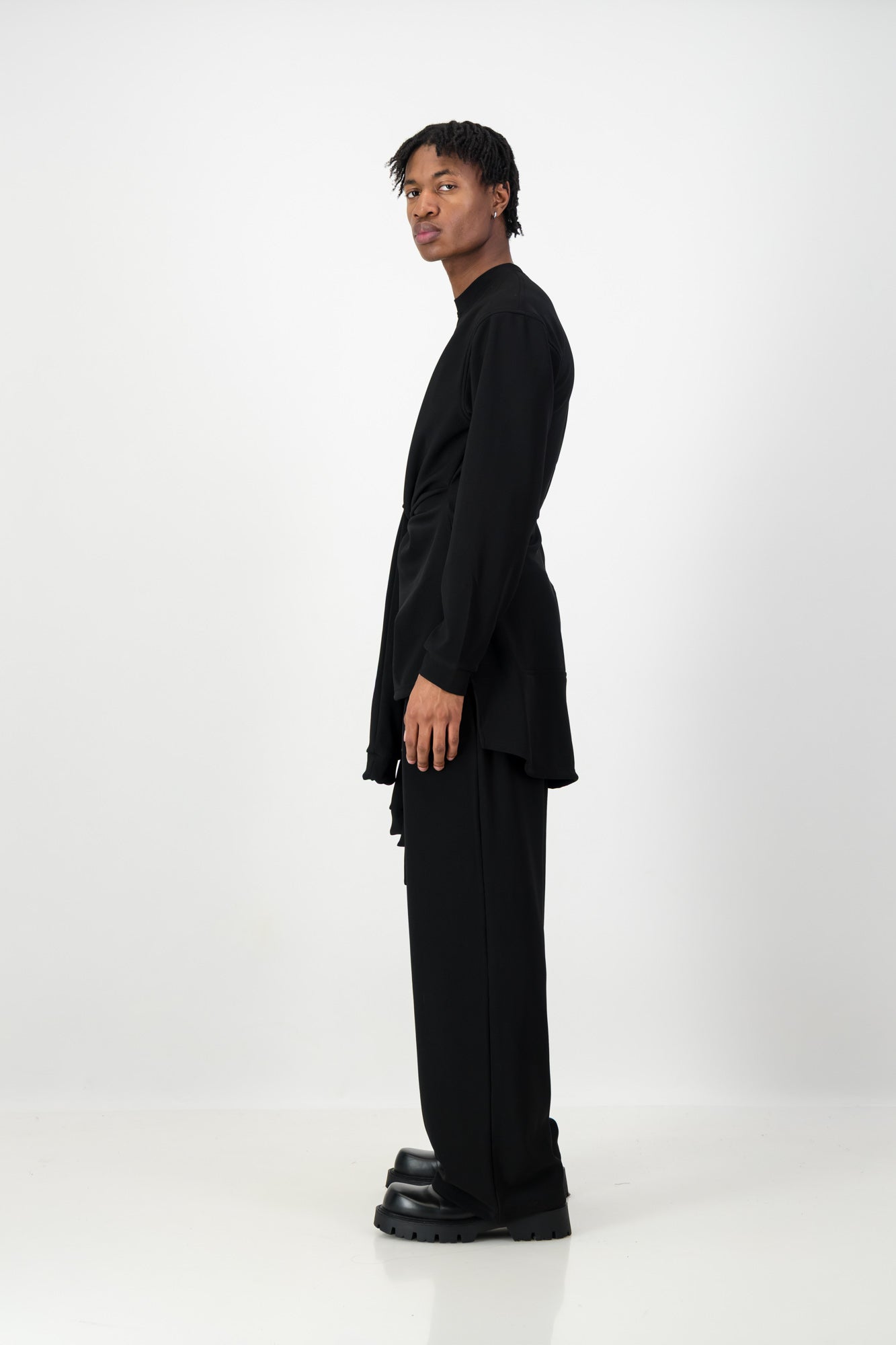KNOTTED LONG SLEEVE T-SHIRT BLACK