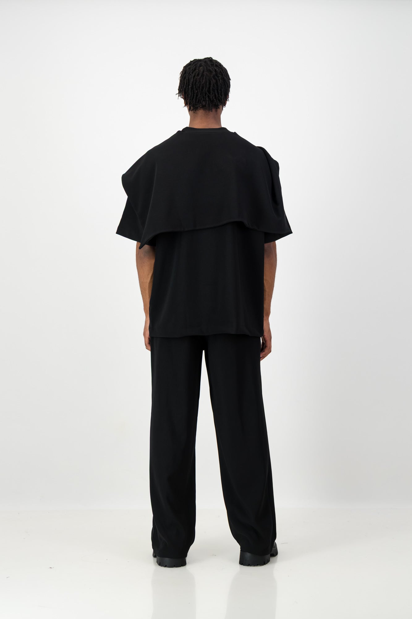 KNOTTED SCARF T-SHIRT BLACK