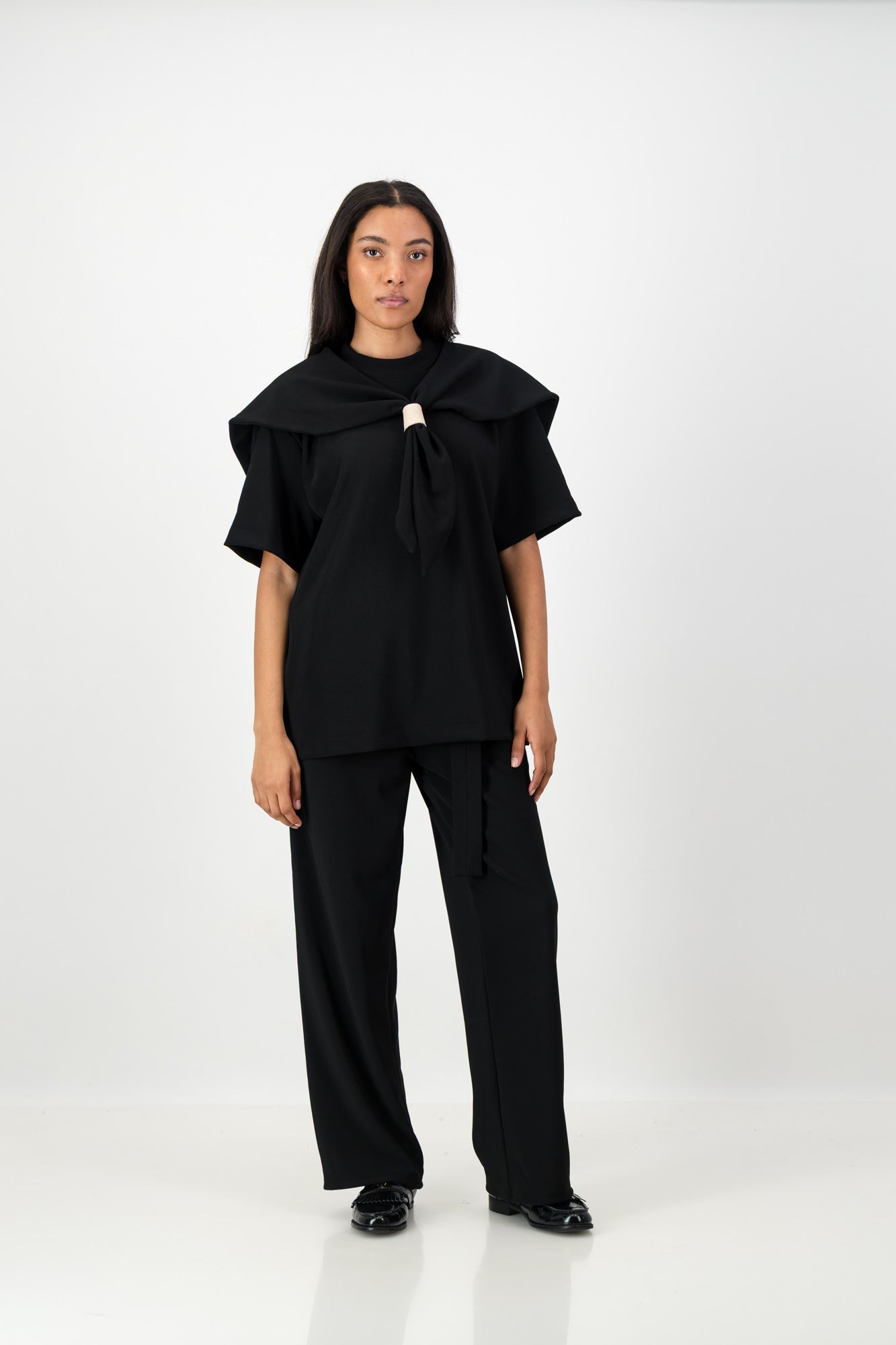 ADJUSTABLE WAIST PLEATED PANTS BLACK