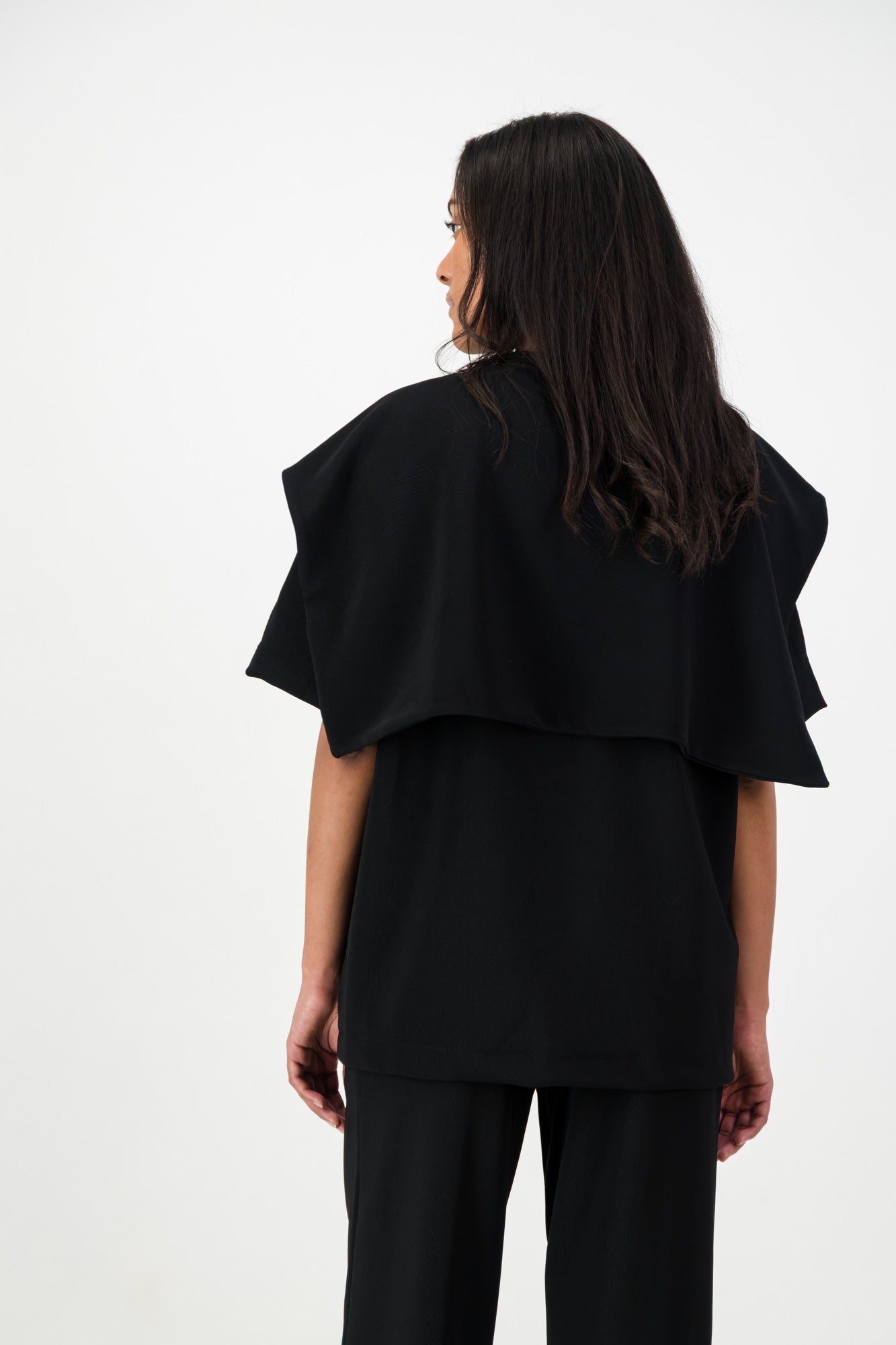 KNOTTED SCARF T-SHIRT BLACK